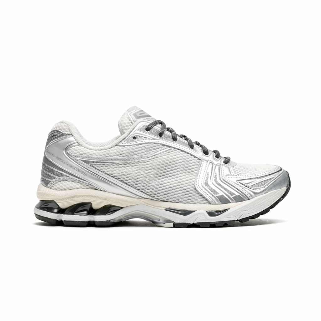 KYN  Kith Cream Scarab